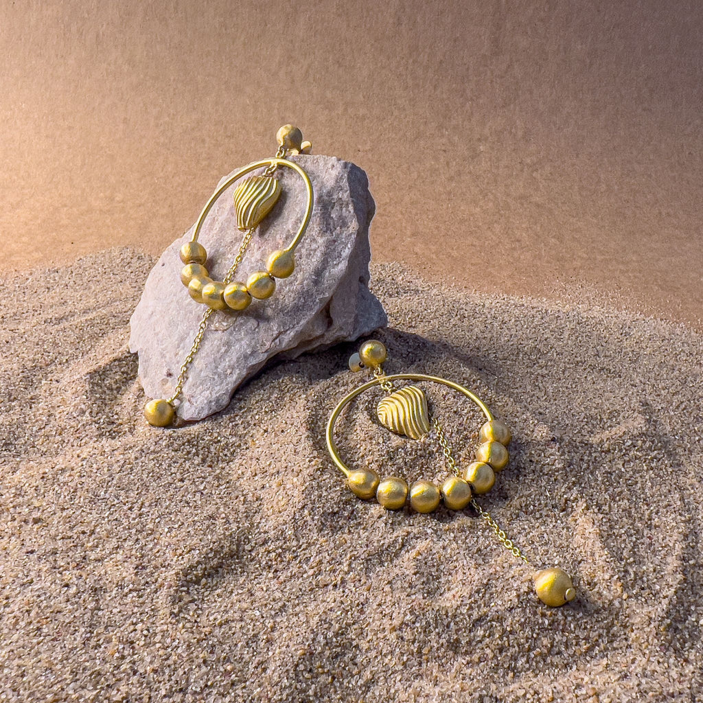 Lover's Orbit by The Loom Art with Orbis by The Loom Art at Kamakhyaa for sustainable fashion