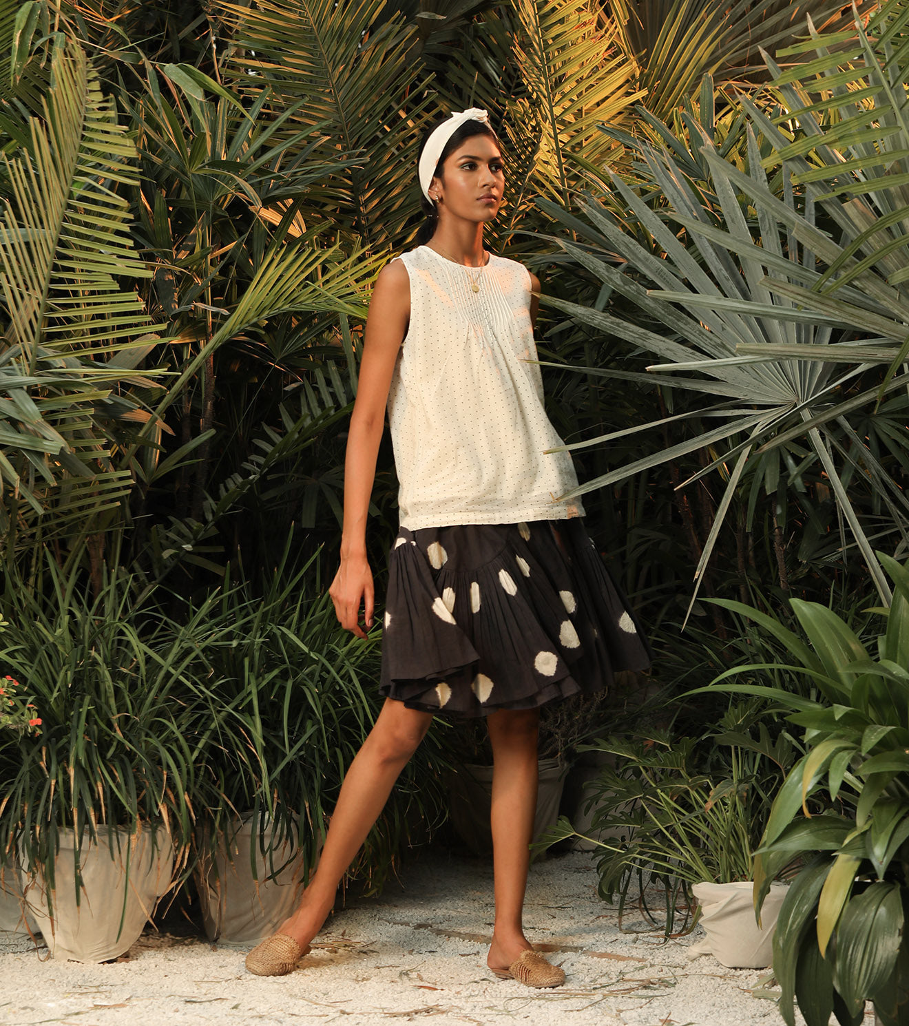 White Print Top by Khara Kapas with Another Day In Paradise by Khara Kapas, Lost In Paradise by Khara Kapas, Mul Cotton, Natural, Prints, Regular Fit, Resort Wear, Sleeveless Tops, Tops, White, Womenswear at Kamakhyaa for sustainable fashion