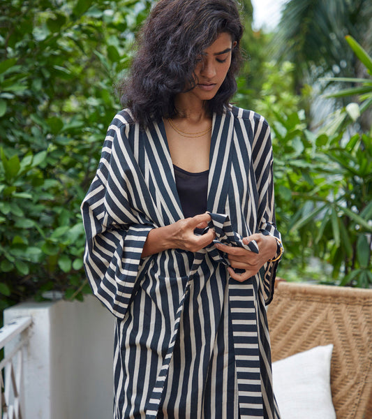 White Striped Cotton Shrug by Khara Kapas with Black, Cotton, Lounge Wear, Lounge wear by Khara Kapas, Natural, Relaxed Fit, Selfsame, Shrugs, Stripes, White, Womenswear at Kamakhyaa for sustainable fashion