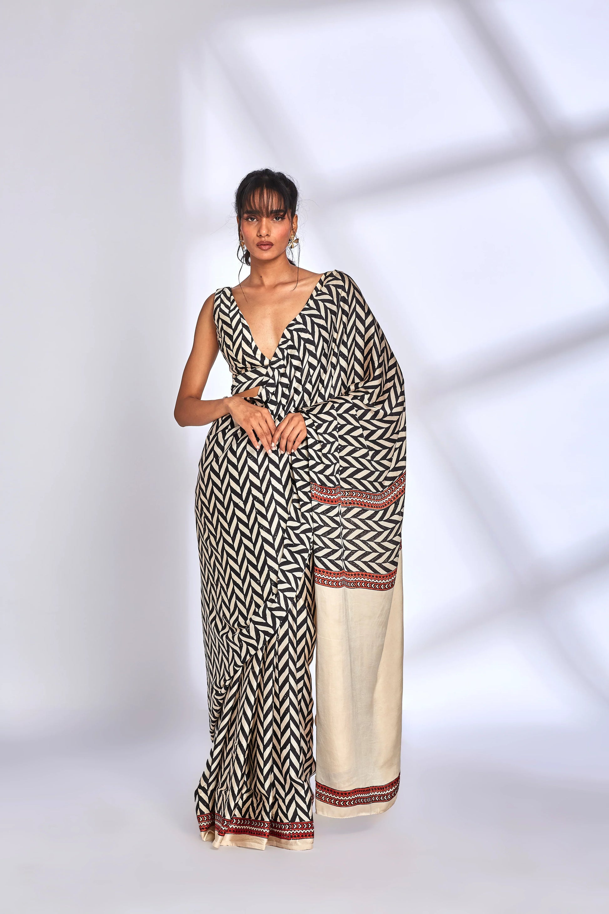 Zig Zag Print Saree by Hasttvam with Cocktail Wedding, Eden by Hasttvam, Festive Wear, Handmade by Artisans, Modal silk, Natural Dye, Relaxed Fit, Responsible production and Vegan, Stripes, White at Kamakhyaa for sustainable fashion