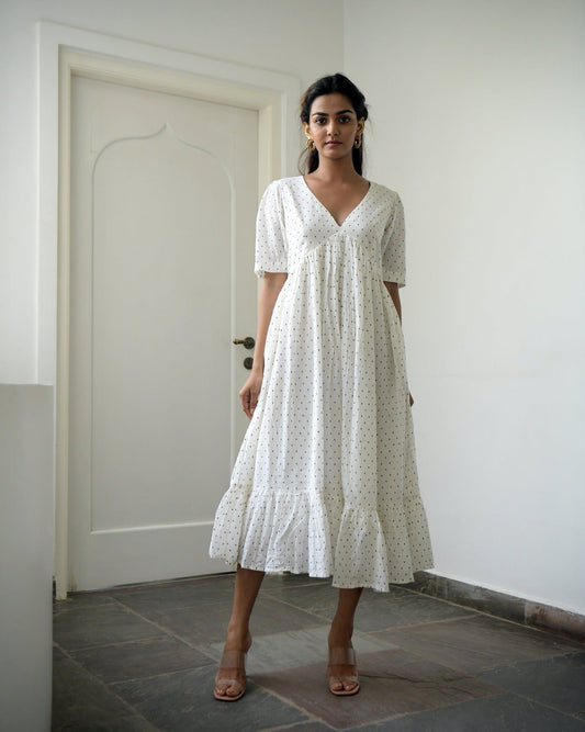 White Cotton Midi Dress by Taro with Best Selling, Evening Wear, FB ADS JUNE, Handwoven cotton, Indo-Western, July Sale, July Sale 2023, Kurtas, Midi Dresses, Natural, Prints, Regular Fit, Tiered Dresses, White, Wildflower by Taro, Womenswear at Kamakhyaa for sustainable fashion