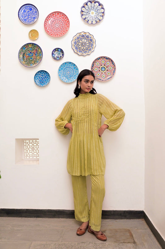 Yellow Fan Pleated Collar Co-ord Set by Taro with Beige, Chaandi by Taro, Co-ord Sets, Cotton, Cotton Lurex, Natural, Regular Fit, Silver, Solids, Womenswear, Yellow at Kamakhyaa for sustainable fashion