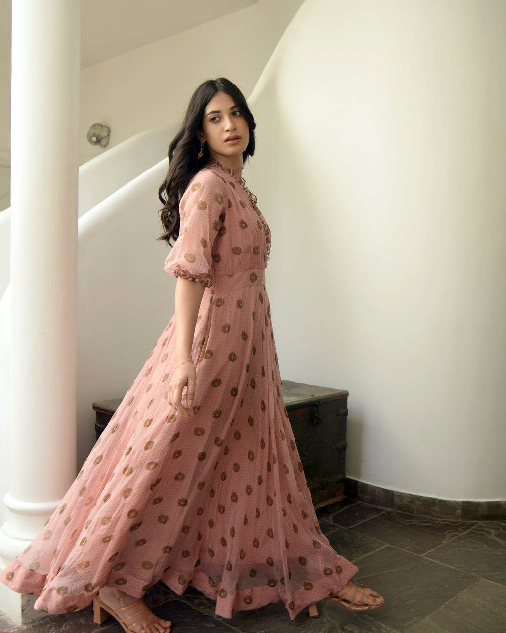 Pink Chiffon Printed Maxi Dress by Taro with Best Selling, Chiffon, Evening Wear, FB ADS JUNE, July Sale, July Sale 2023, Maxi Dresses, Natural, Pink, Prints, Regular Fit, Wildflower by Taro, Womenswear at Kamakhyaa for sustainable fashion