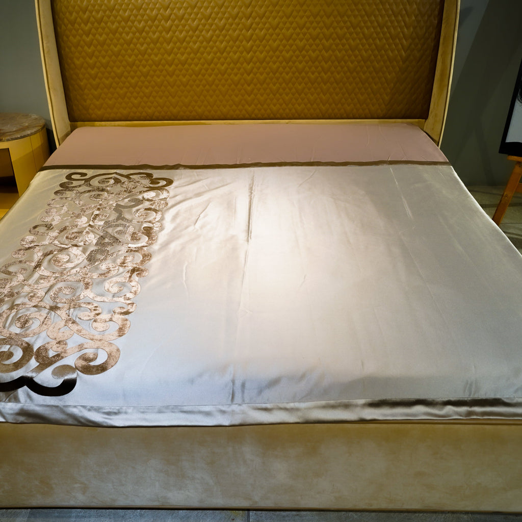 Velvet Touch Throw by Aetherea with Bed Throws at Kamakhyaa for sustainable fashion