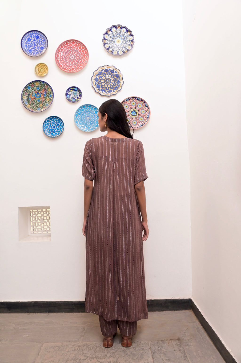 Brown Cotton Crepe V neck Co-ord Set by Taro with Brown, Chaandi by Taro, Co-ord Sets, Cotton, Cotton Lurex, Crepe, Natural, Regular Fit, Silver, Solids, Womenswear at Kamakhyaa for sustainable fashion