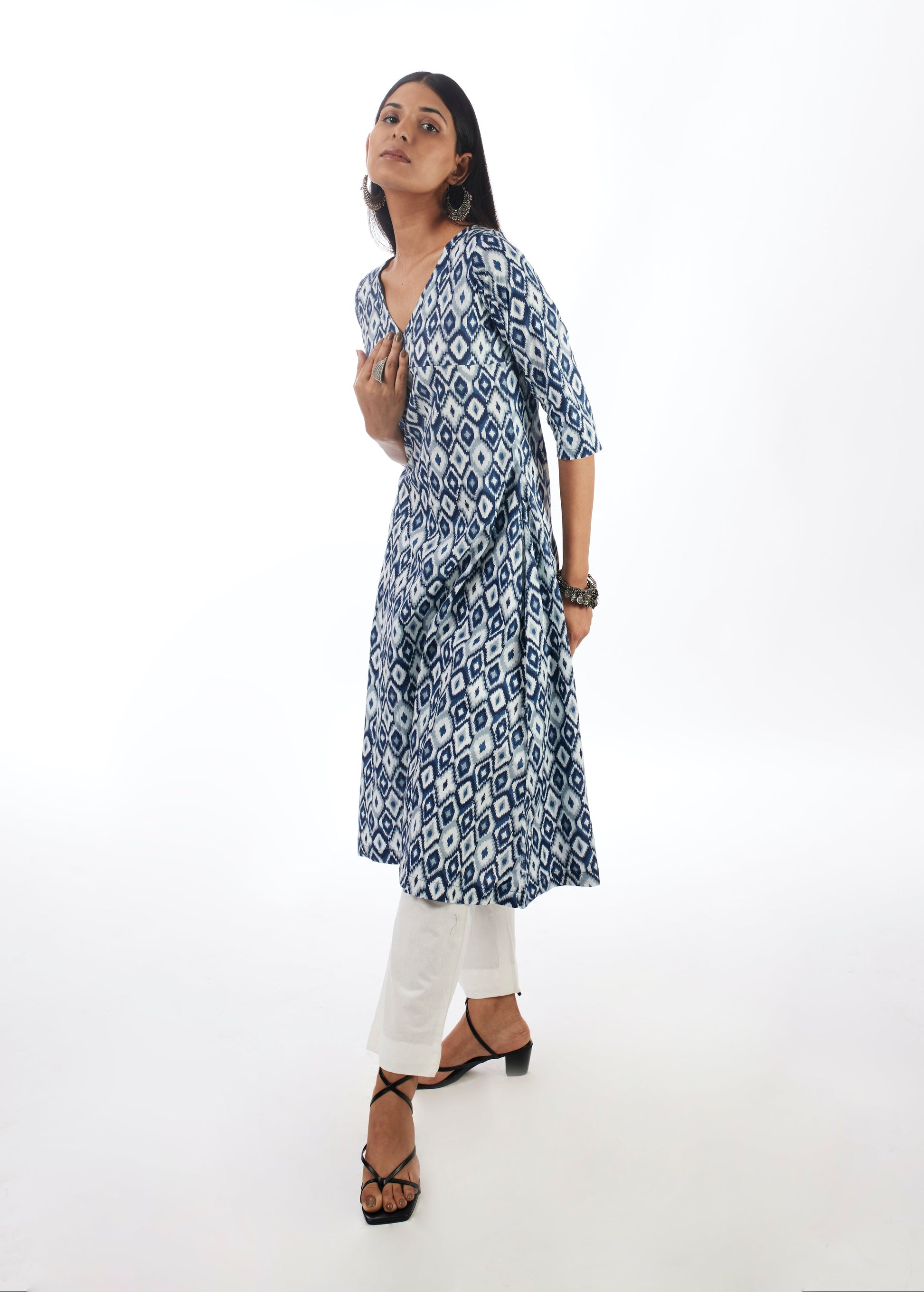V-Neck Kurta Pant Set by Indian Wear with 100% pure cotton, Blue, Casual Wear, Complete Sets, Indian Wear, KKYSS, Kurta Pant Sets, Natural, Prints, Regular Fit, Summer Sutra, Womenswear at Kamakhyaa for sustainable fashion