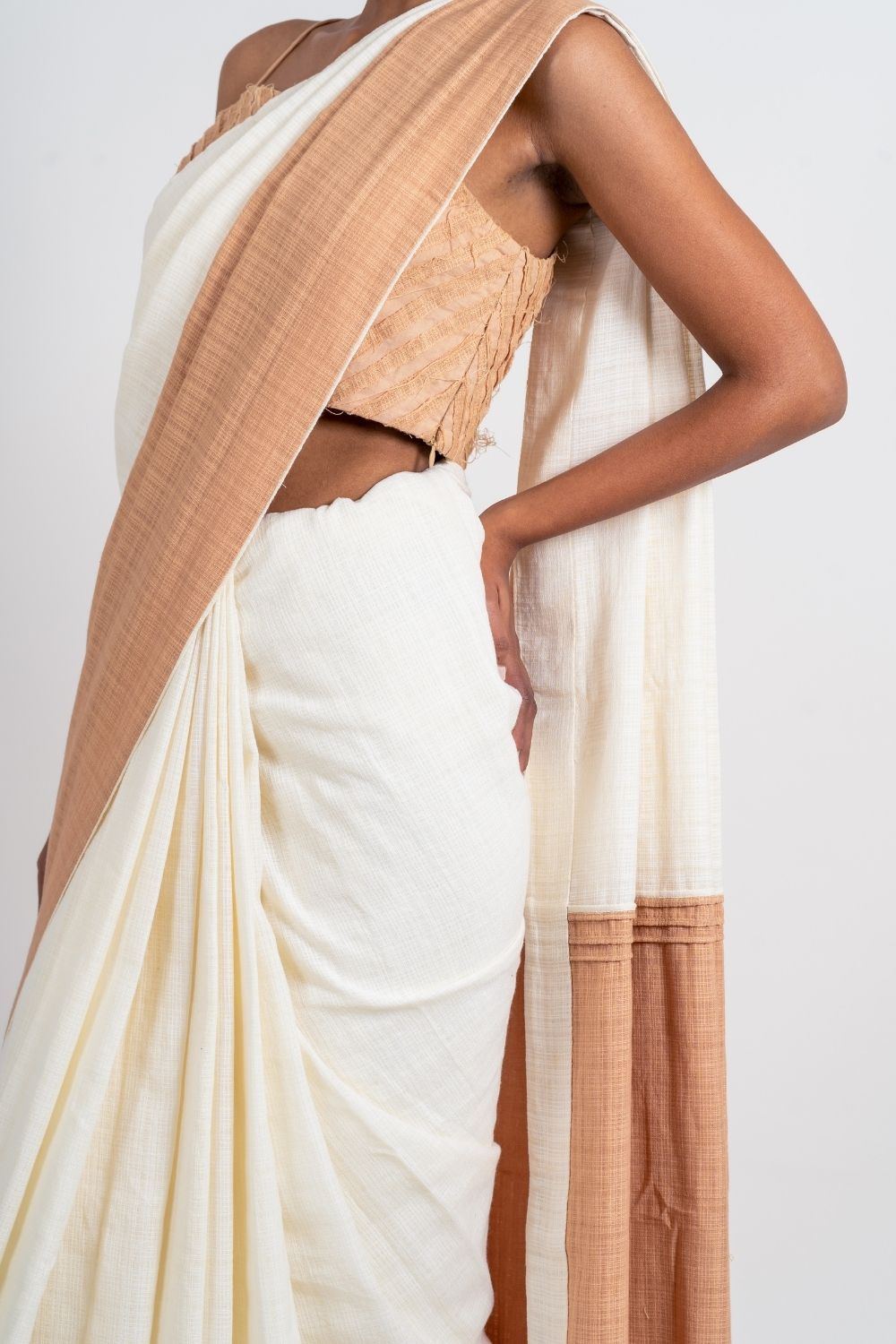 Ivory Cotton Saree by Ahmev with Broken Book by Ahmev, Casual Wear, For Mother, Handloom Cotton, Indian Wear, July Sale, July Sale 2023, Multicolor, Natural, Relaxed Fit, Sarees, Textured, Womenswear at Kamakhyaa for sustainable fashion