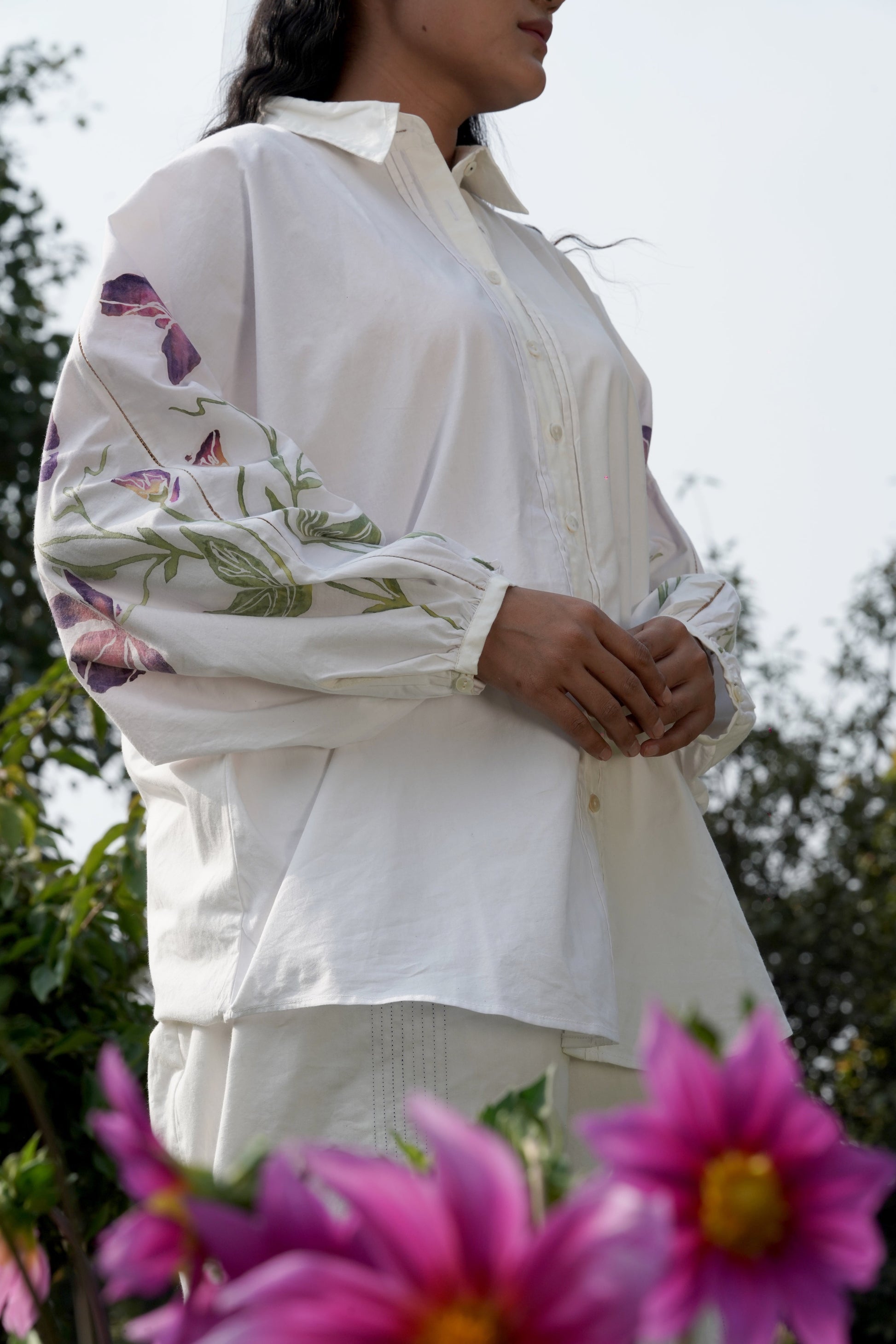 White Cotton Sleeve shirt by Ahmev with Batik, Casual Wear, Cottage Garden, Cottage Garden by Ahmev, Cotton, Hanpainted, July Sale, July Sale 2023, Natural, Prints, Regular Fit, Shirts, Tops, White, Womenswear at Kamakhyaa for sustainable fashion