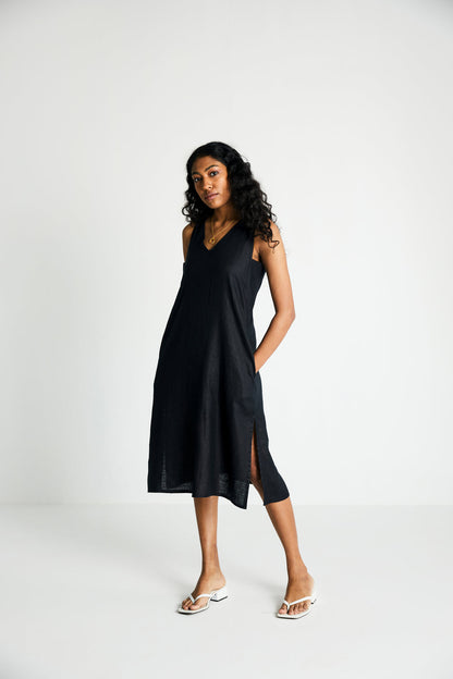 Black The Hemp Noir Dress by Reistor with Best Selling, Black, Dresses, Hemp, Hemp Noir by Reistor, Midi Dresses, Natural, Office Wear, Regular Fit, Sleeveless Dresses, Solid Selfmade, Solids, Womenswear at Kamakhyaa for sustainable fashion