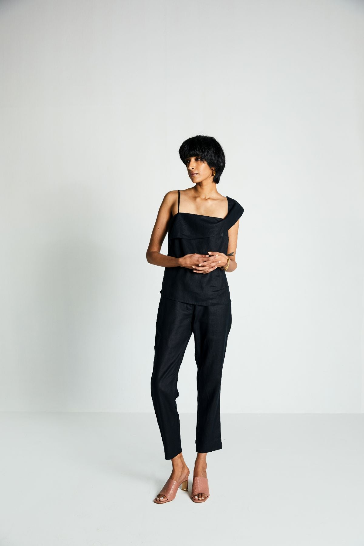 Black The Wandering Wave Top by Reistor with Black, Hemp, Hemp Noir by Reistor, Less than $50, Natural, Office Wear, Regular Fit, Solid Selfmade, Solids, Spaghettis, Tops, Womenswear at Kamakhyaa for sustainable fashion