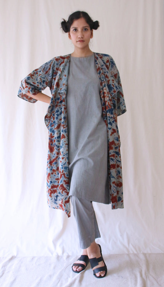 Grey Cotton Ombre Dye Shrug by Chambray & Co. with Casual Wear, Grey, Hand Spun Cotton, Natural, Ombre & Dyes, Regular Fit, Shrugs, Womenswear at Kamakhyaa for sustainable fashion