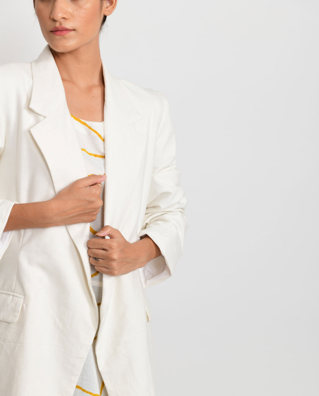 White Oversized Sand Coat by Rias Jaipur with Azo Free Dye, Bamboo, Casual Wear, Coats, Cotton, Parat, Parat by Rias Jaipur, Regular Fit, White, Womenswear at Kamakhyaa for sustainable fashion