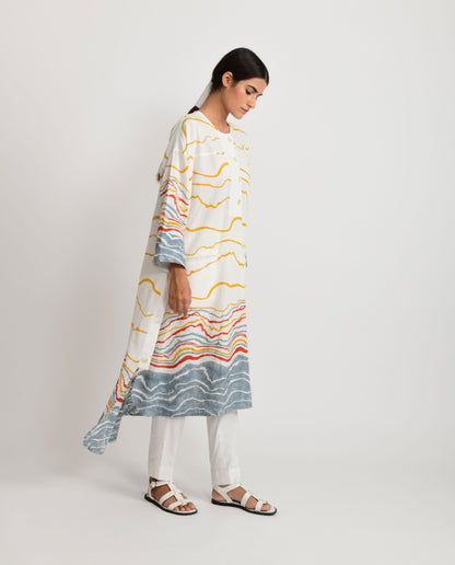 White Fossil Side Open Block Printed Kurta by Rias Jaipur with Azo Free Dye, Bamboo, Block Prints, Casual Wear, Cotton, Kurtas, Parat, Parat by Rias Jaipur, Regular Fit, White, Womenswear at Kamakhyaa for sustainable fashion