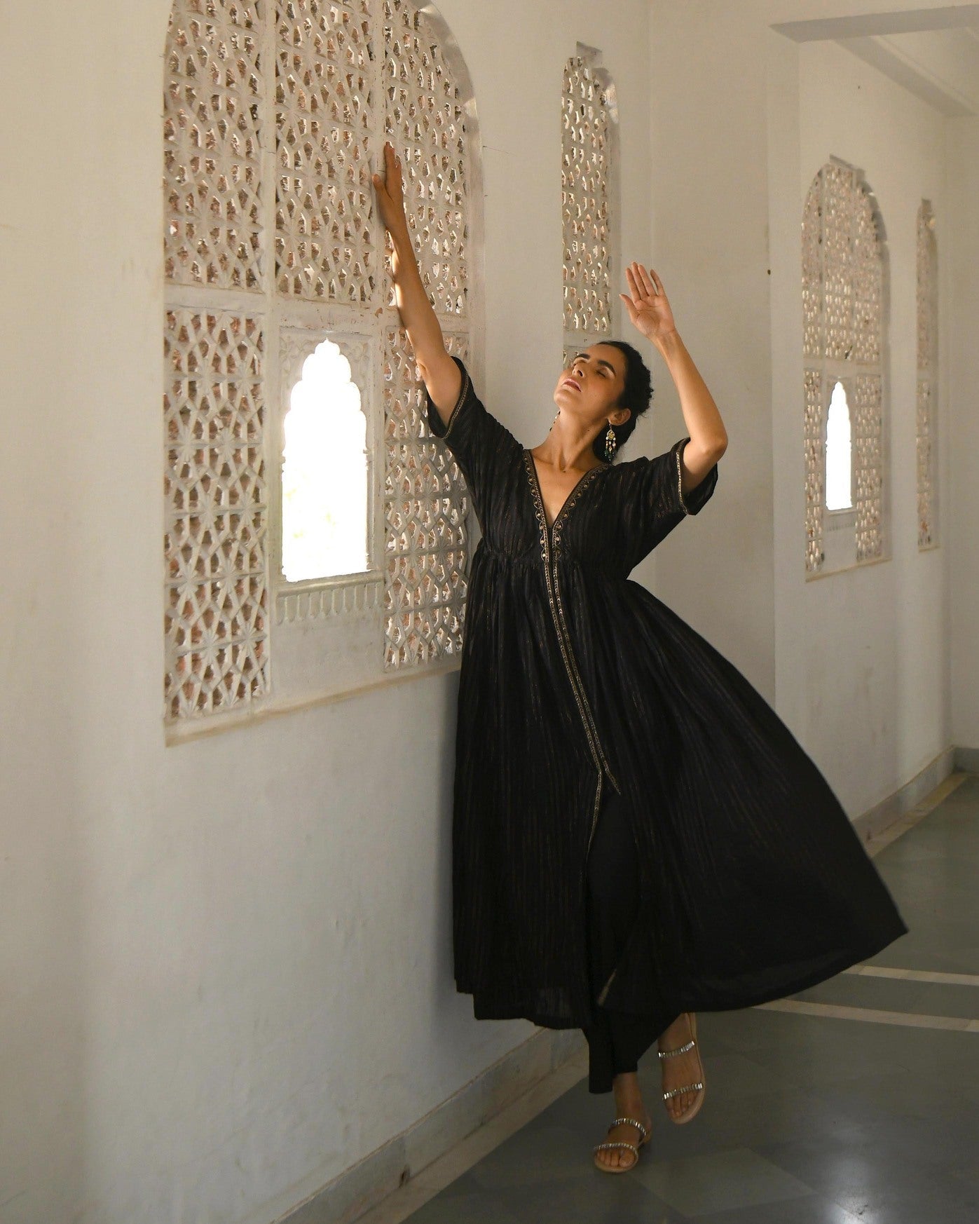 Black Embroidered Cotton Kaftan Set With Zari by Taro with Best Selling, Black, Co-ord Sets, Duplicate, Evening Wear, FB ADS JUNE, Handwoven Cotton, July Sale, July Sale 2023, Natural, party, Party Wear Co-ords, Regular Fit, Sitara by Taro, Textured, Womenswear at Kamakhyaa for sustainable fashion