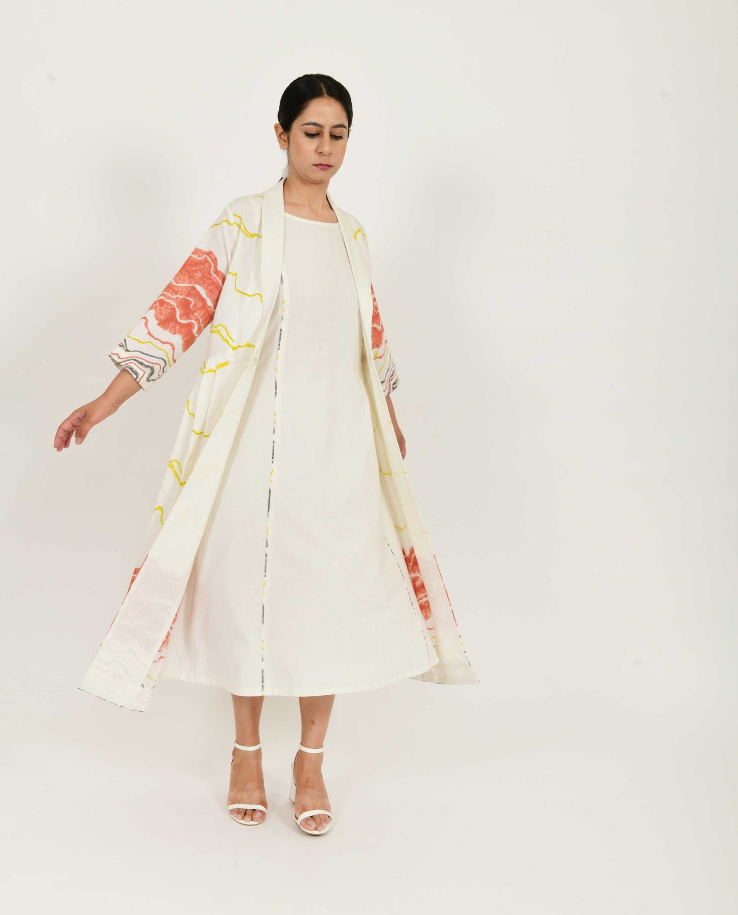 White Pleated Block Printed Jacket Dress Set of 2 by Rias Jaipur with Azo Free Dye, Bamboo, Block Prints, Casual Wear, Cotton, Dress Sets, Parat, Parat by Rias Jaipur, Regular Fit, White, Womenswear at Kamakhyaa for sustainable fashion