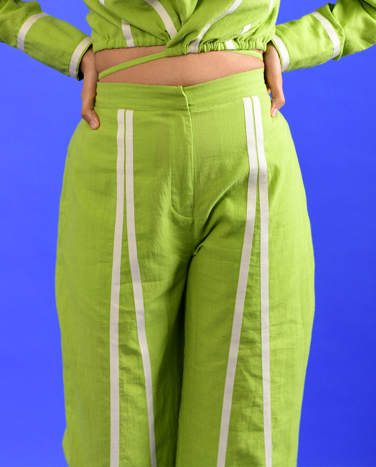 Green Solid Pants by Rias Jaipur with 100% Organic Cotton, Casual Wear, Green, Handspun, Handwoven, Hue, Pants, Regular Fit, Rias Hue by Rias Jaipur, Stripes, Womenswear at Kamakhyaa for sustainable fashion