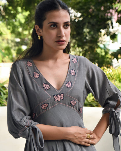 Grey Embroidered Silk Maxi Dress by Taro with Bangalore Silk, Dusk To Dawn by Taro, Embroidered, Evening Wear, Grey, July Sale, July Sale 2023, Maxi Dresses, Natural, Regular Fit, Silk, Womenswear at Kamakhyaa for sustainable fashion