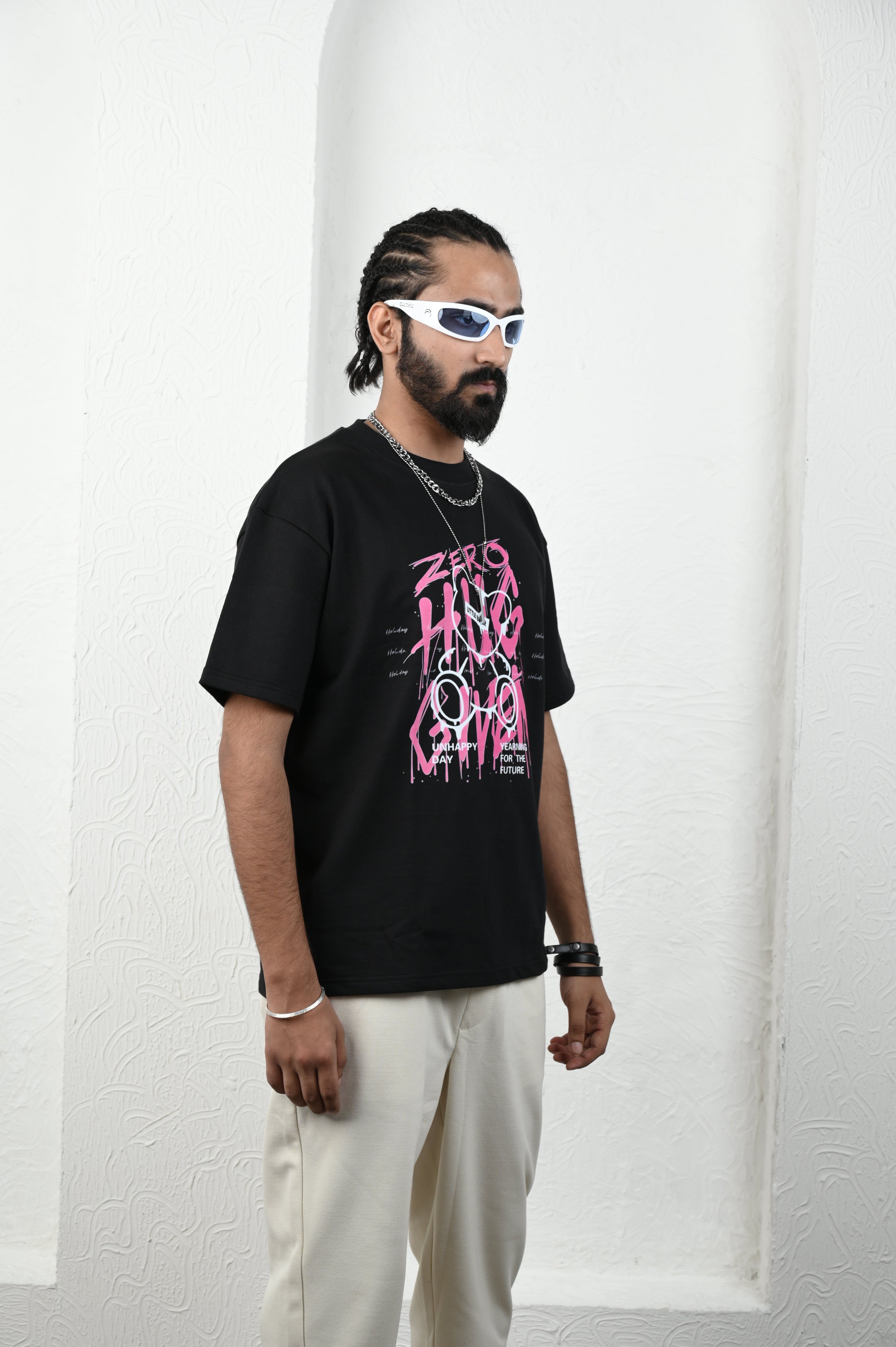 Zero Hug 100% Cotton Oversized Black T-shirt by Unfussy with 100% cotton, Black, Casual Wear, Organic, Oversized Fit, Printed, T-Shirts, Unfussy, Unisex at Kamakhyaa for sustainable fashion