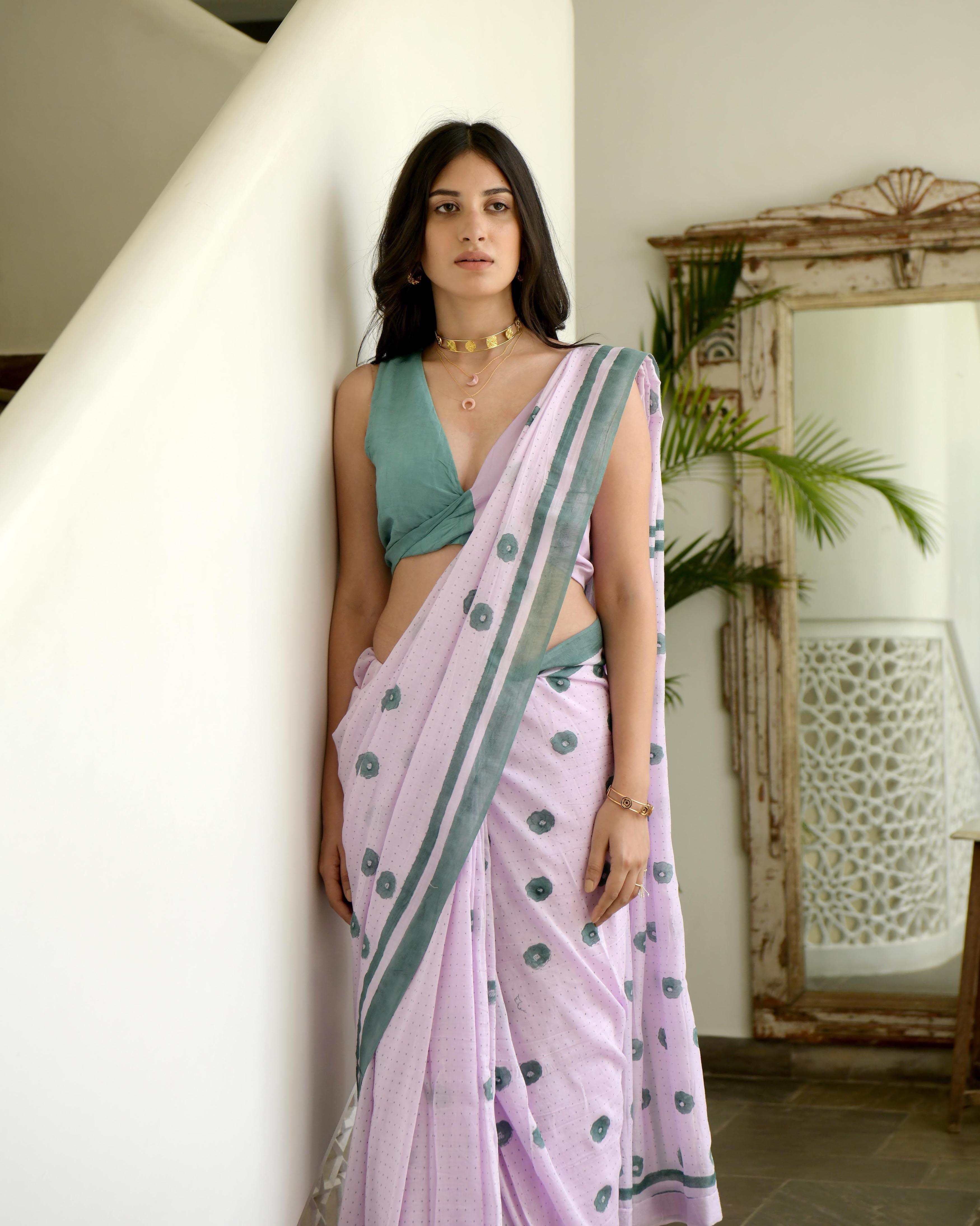 Pink Cotton Saree Set by Taro with Evening Wear, Gulzar by Taro, Handwoven Cotton, Indian Wear, July Sale, July Sale 2023, Natural, Pink, Prints, Regular Fit, Saree Sets, Womenswear at Kamakhyaa for sustainable fashion
