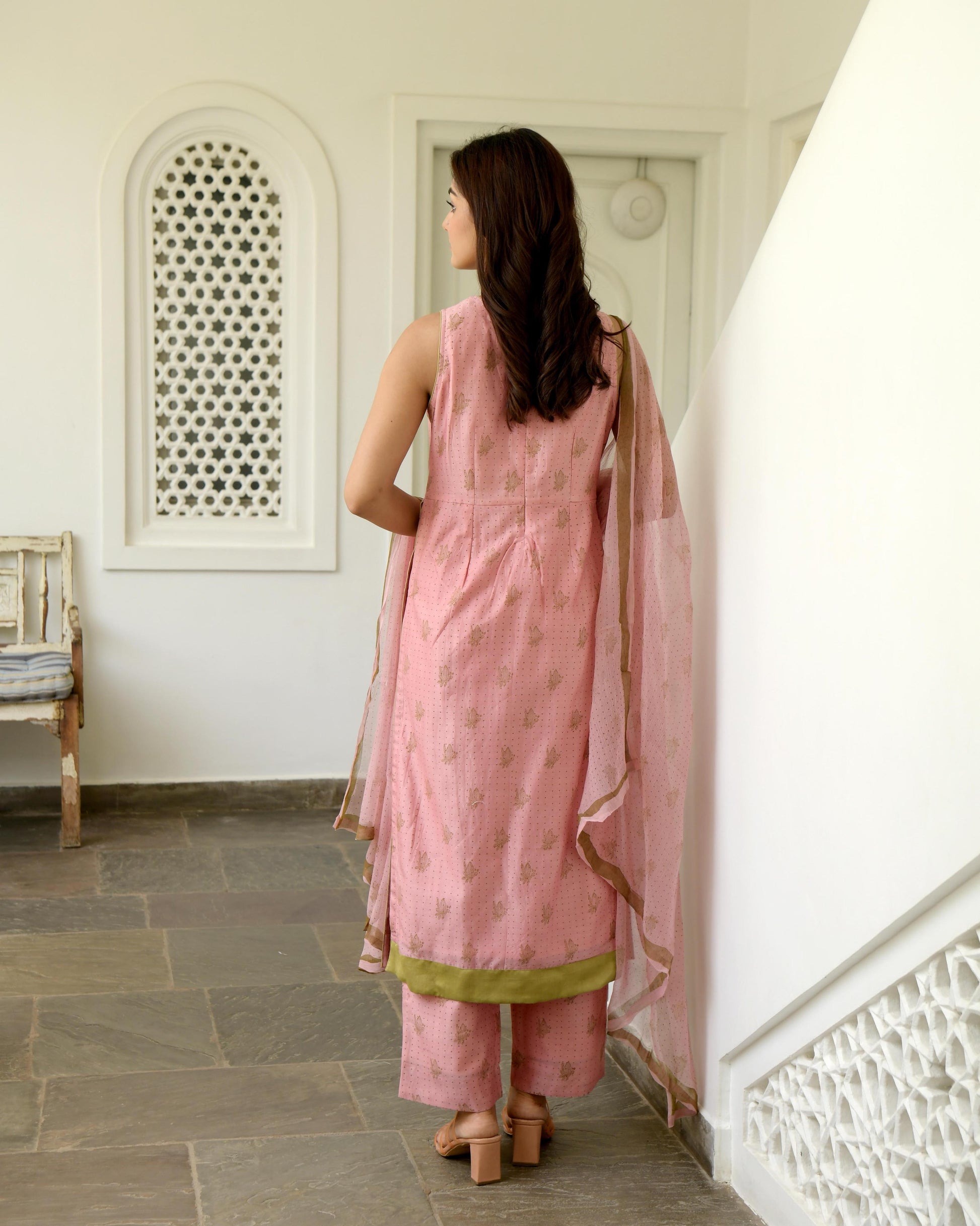 Pink Sleeveless Chanderi Silk Kurta Set With Dupatta by Taro with Chanderi Silk, Evening Wear, Gulzar by Taro, Indian Wear, July Sale, July Sale 2023, Kurta Pant Sets, Kurta Set With Dupatta, Natural, Pink, Prints, Regular Fit, Womenswear at Kamakhyaa for sustainable fashion