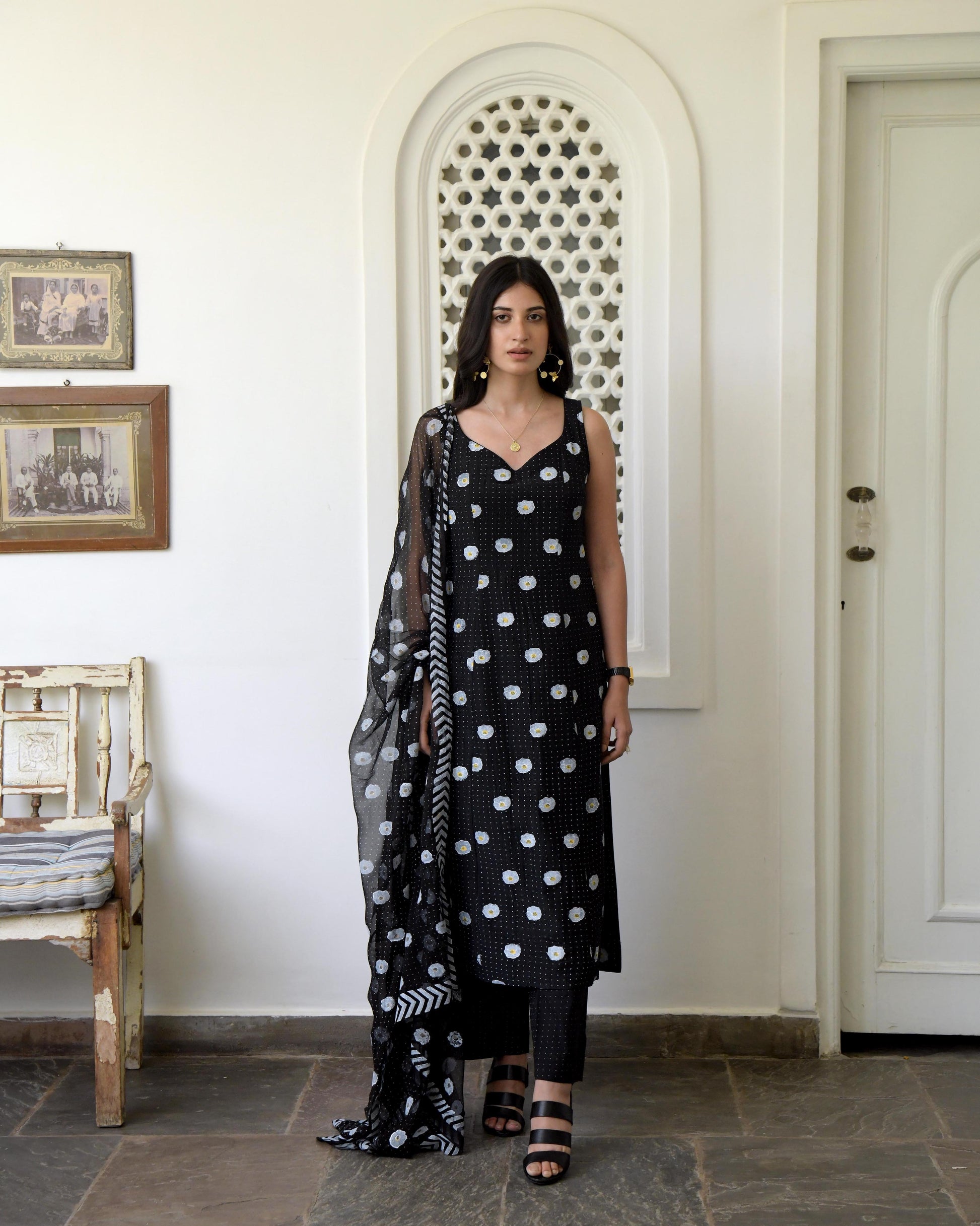 Black Printed Kurta Set With Dupatta by Taro with Best Selling, Black, Chiffon, Evening Wear, Gulzar by Taro, Indian Wear, July Sale, July Sale 2023, Kurta Palazzo Sets, Natural, Prints, Regular Fit, Womenswear at Kamakhyaa for sustainable fashion