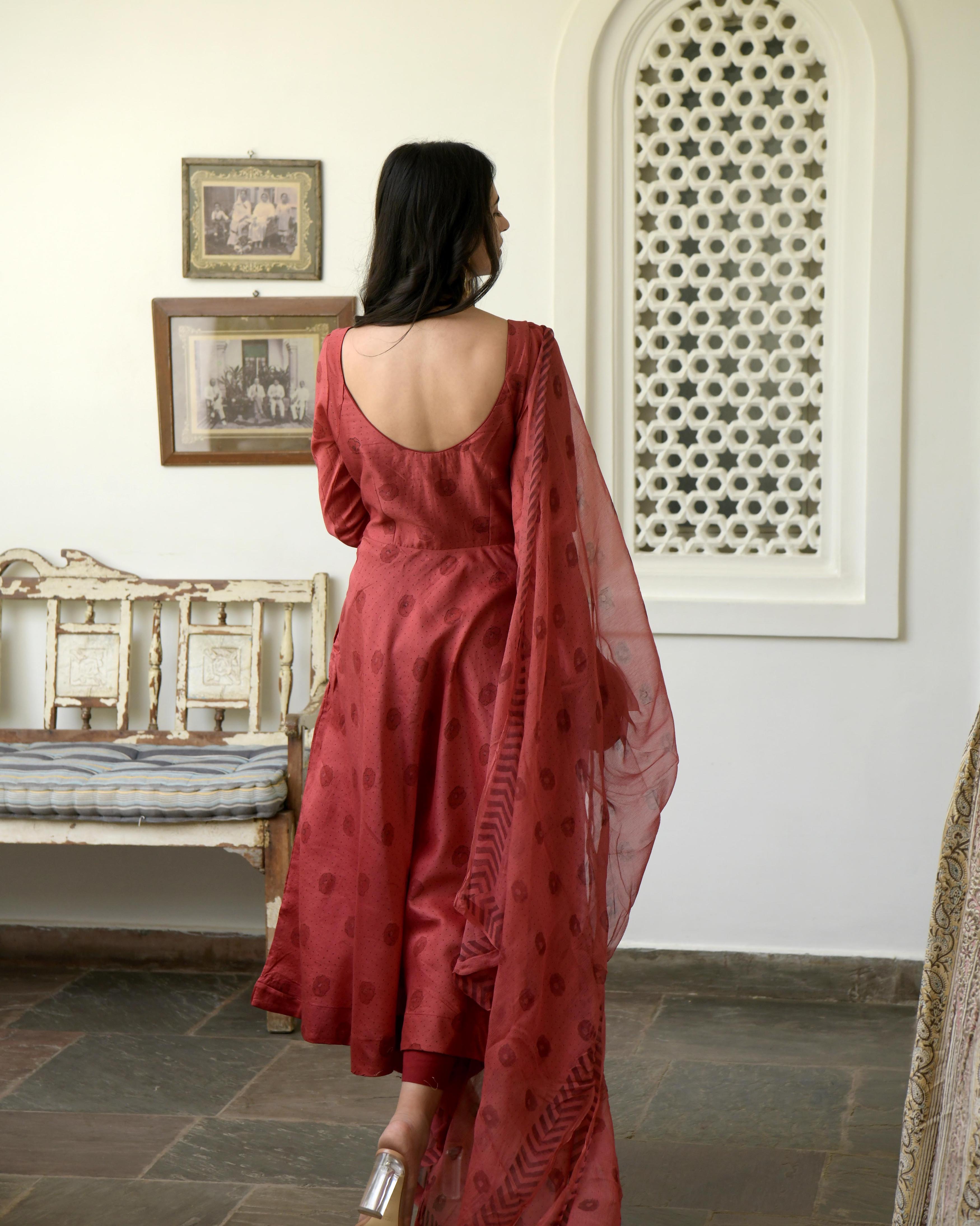 Red Chanderi Silk Kurta Set With Dupatta by Taro with Best Selling, Chiffon, Evening Wear, Gulzar by Taro, Indian Wear, July Sale, July Sale 2023, Kurta Pant Sets, Kurta Set With Dupatta, Natural, Prints, Red, Regular Fit, Womenswear at Kamakhyaa for sustainable fashion