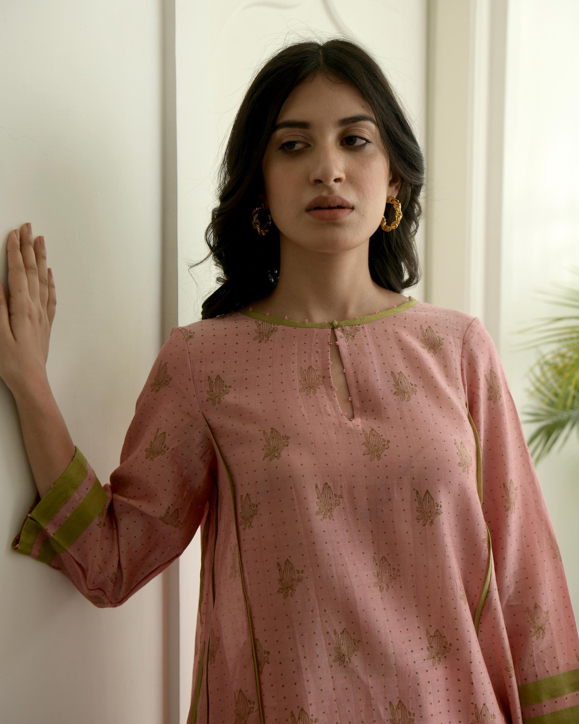 Pink Chanderi Silk Printed Kurta Set With Dupatta by Taro with Chiffon, Evening Wear, Gulzar by Taro, Handwoven Chanderi silk, Indian Wear, July Sale, July Sale 2023, Kurta Pant Sets, Kurta Set With Dupatta, Natural, Pink, Prints, Regular Fit, Womenswear at Kamakhyaa for sustainable fashion