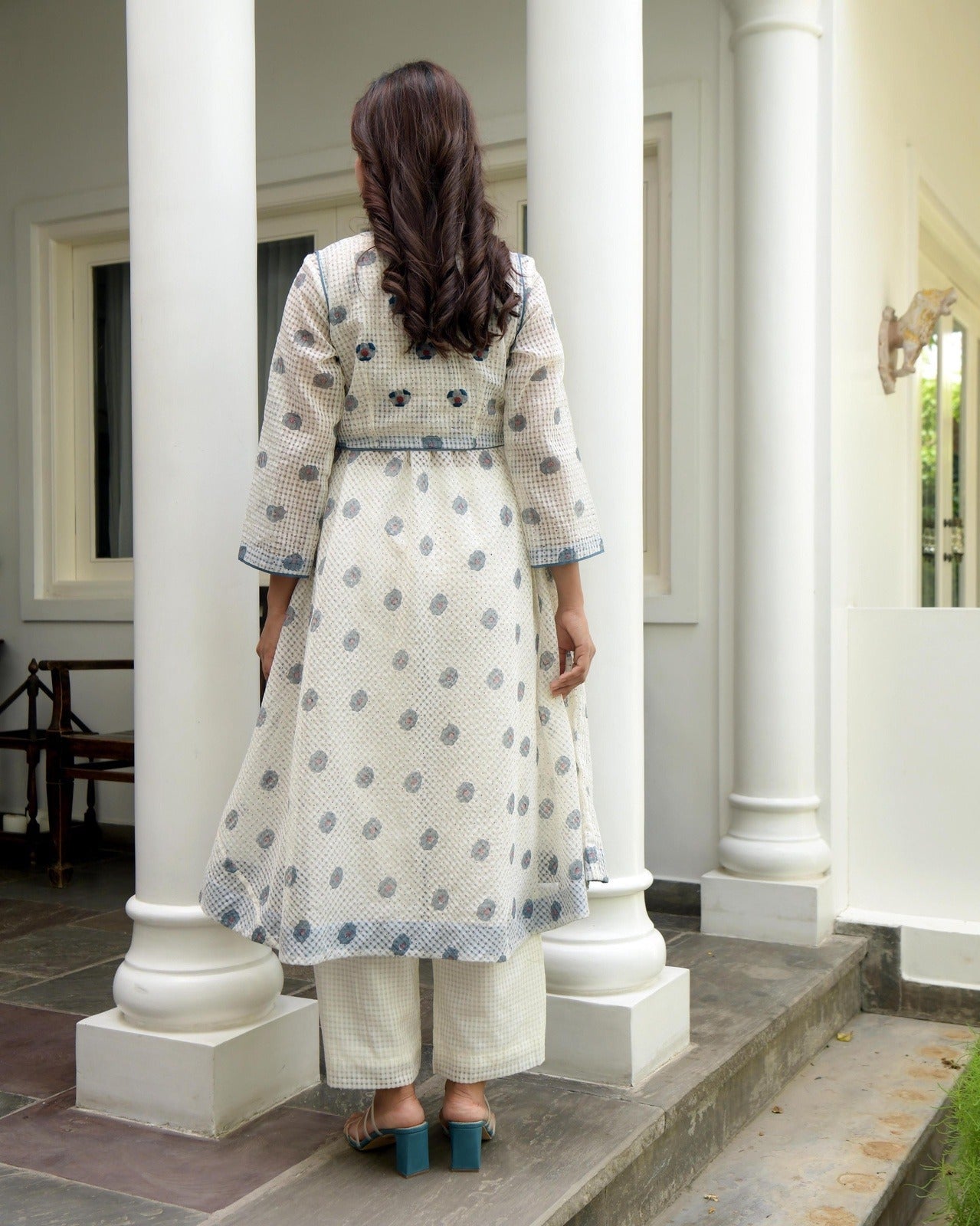 White Printed Cotton Midi Dress With Jacket by Taro with Co-ord Sets, Dress Sets, Evening Wear, Gulzar by Taro, Handwoven cotton, Indo-Western, Jackets, July Sale, July Sale 2023, Natural, Prints, Regular Fit, White, Womenswear at Kamakhyaa for sustainable fashion