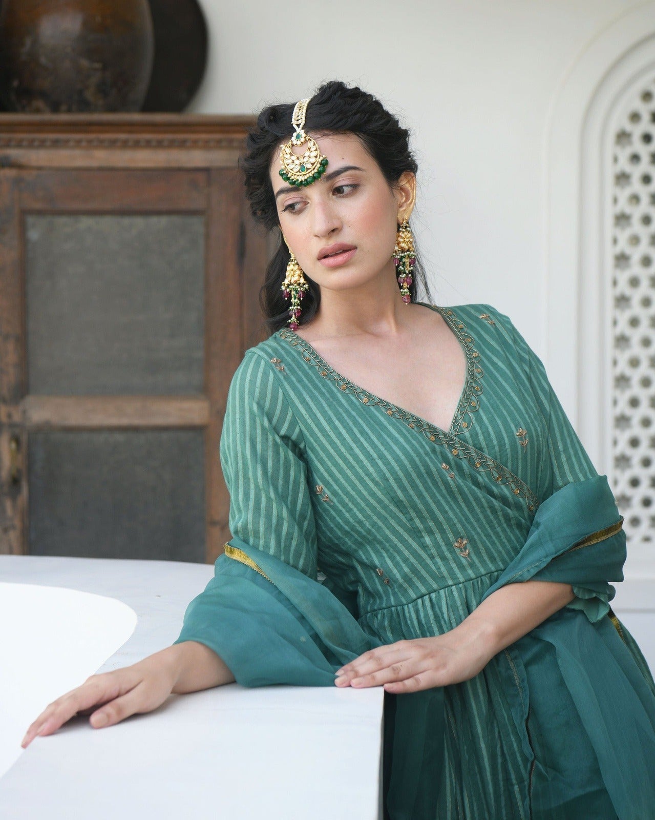 Green Embroidered Cotton Kurta Set With Dupatta by Taro with Embroidered, Evening Wear, Green, Handwoven cotton, Indian Wear, July Sale, July Sale 2023, Kurta Pant Sets, Kurta Set With Dupatta, Natural, Regular Fit, Sitara by Taro, Wedding Gifts, Womenswear at Kamakhyaa for sustainable fashion