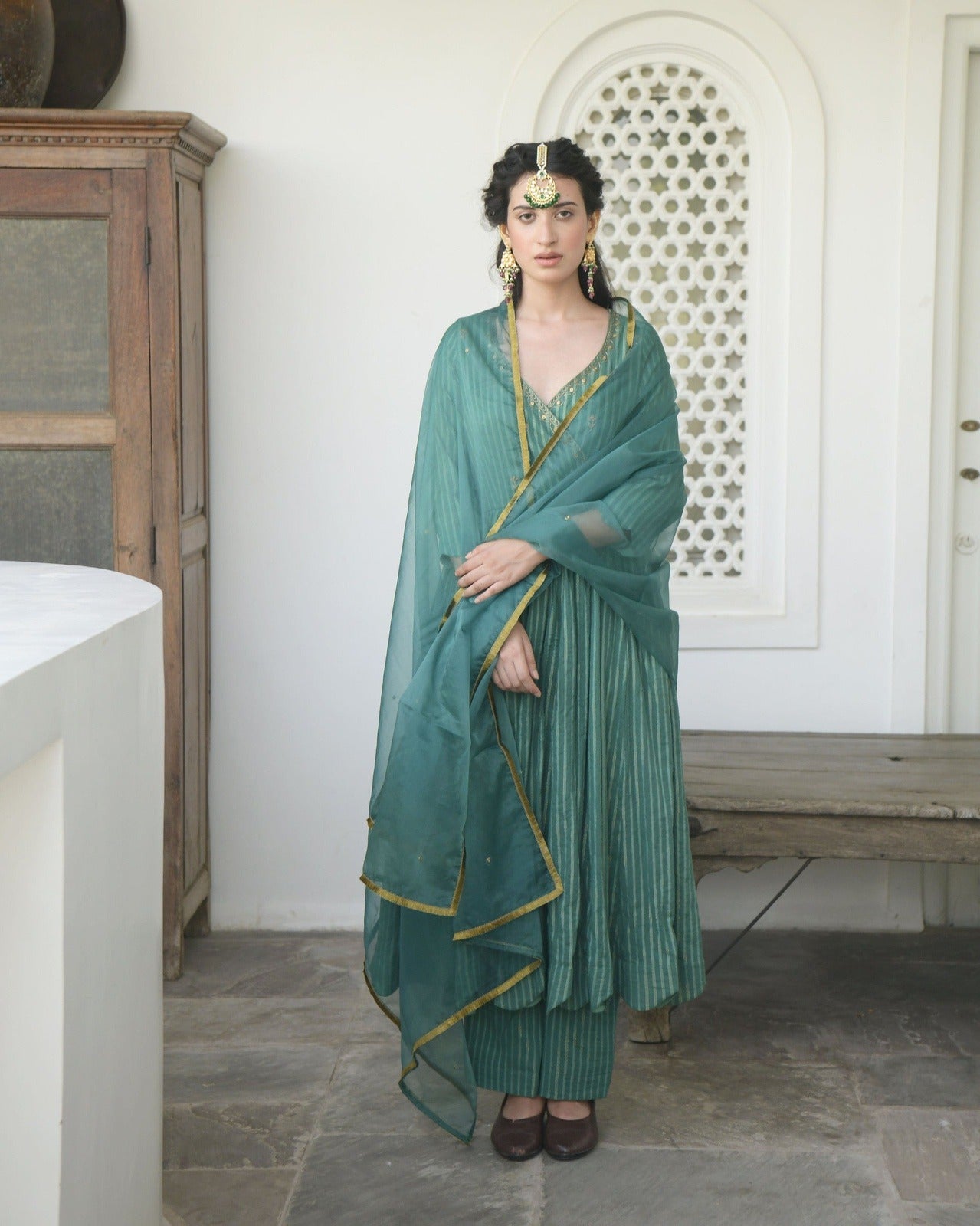 Green Embroidered Cotton Kurta Set With Dupatta by Taro with Embroidered, Evening Wear, Green, Handwoven cotton, Indian Wear, July Sale, July Sale 2023, Kurta Pant Sets, Kurta Set With Dupatta, Natural, Regular Fit, Sitara by Taro, Wedding Gifts, Womenswear at Kamakhyaa for sustainable fashion