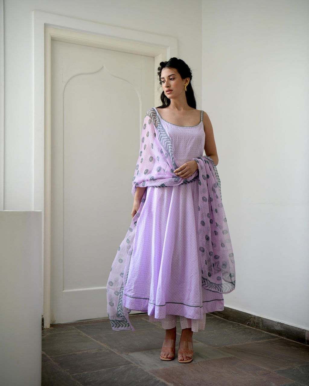 Purple Cotton Kurta Set With Dupatta by Taro with Best Selling, Chiffon, Evening Wear, Gulzar by Taro, Handwoven Cotton, Indian Wear, July Sale, July Sale 2023, Kurta Pant Sets, Kurta Set With Dupatta, Mulmul, Natural, Prints, Purple, Regular Fit, Womenswear at Kamakhyaa for sustainable fashion