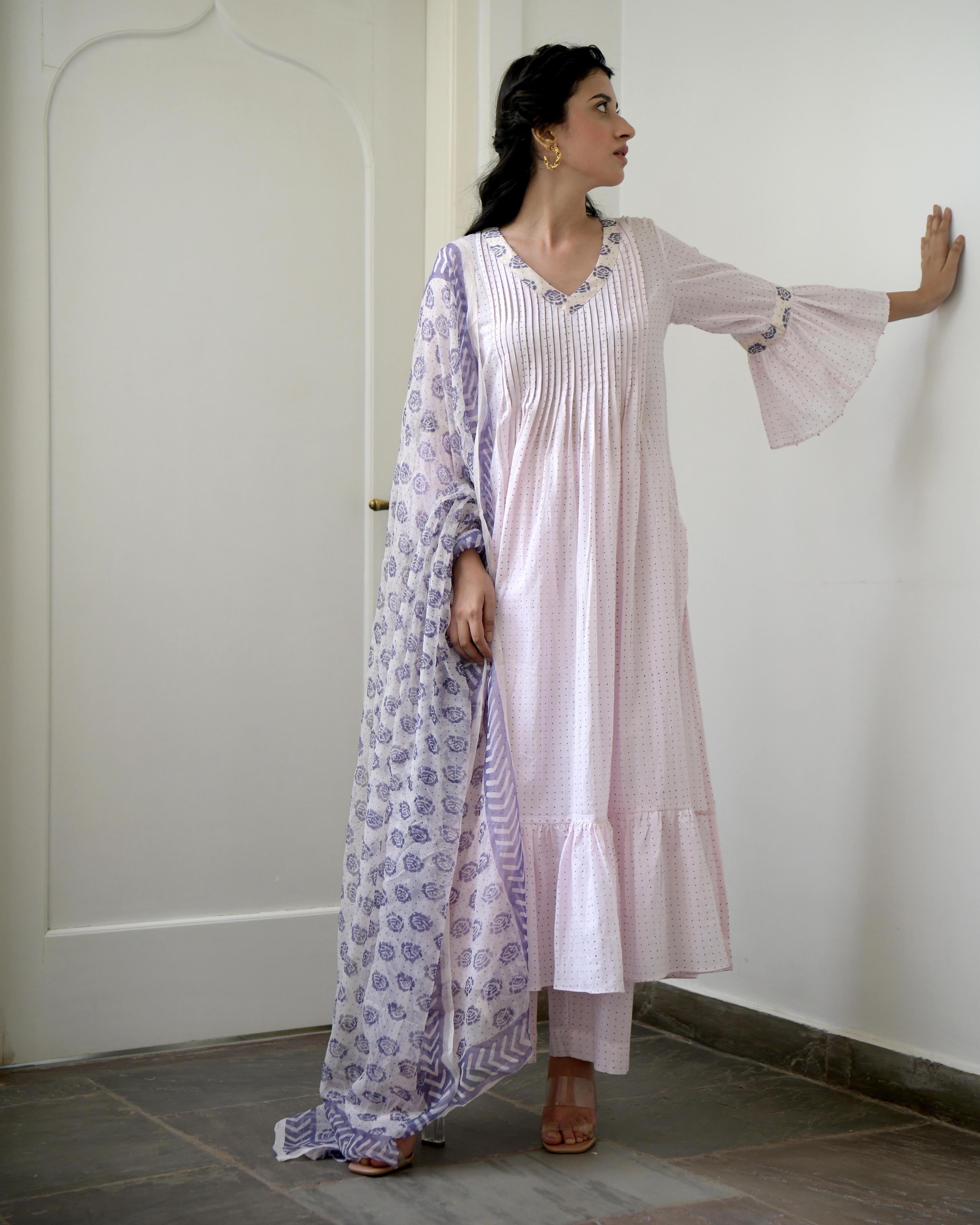 White Hand Block Printed Cotton Kurta Set With Dupatta by Taro with Chiffon, Evening Wear, Gulzar by Taro, Handwoven Cotton, Indian Wear, July Sale, July Sale 2023, Kurta Pant Sets, Kurta Set With Dupatta, Natural, Prints, Regular Fit, White, Womenswear at Kamakhyaa for sustainable fashion