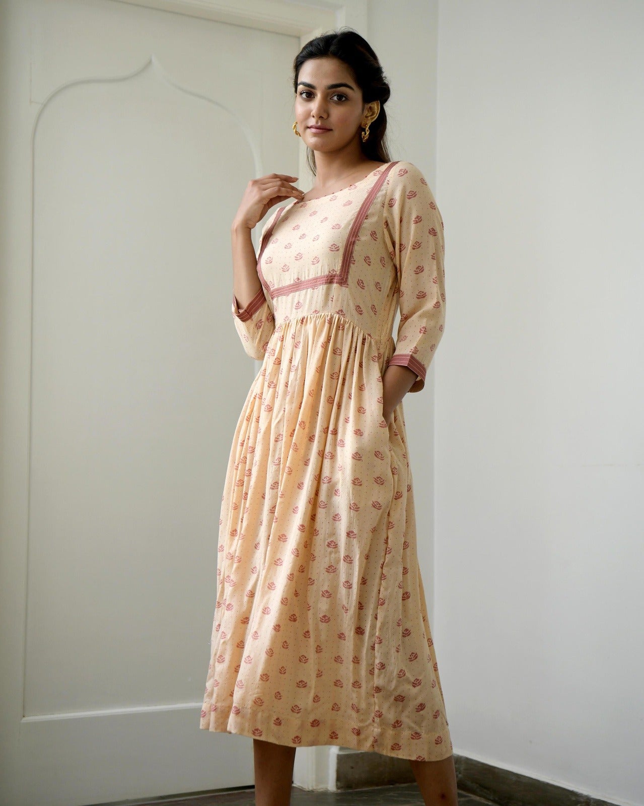 Brown Silk Printed Midi Dress Dresses Brown, Gulzar Taro, Modal Silk, Natural, Prints, Regular Fit Taro Kamakhyaa