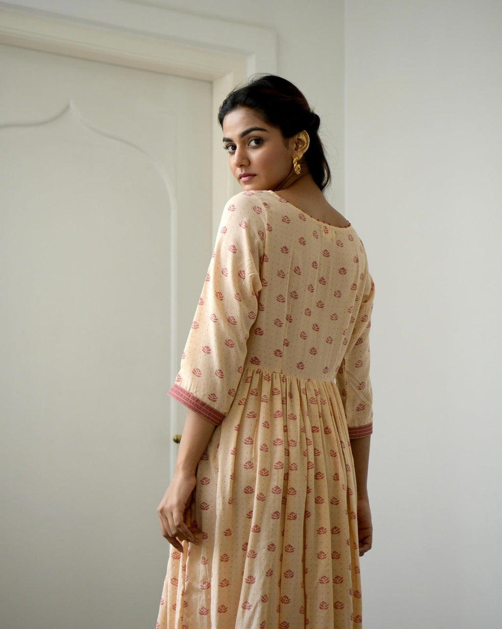 Brown Silk Printed Midi Dress by Taro with Brown, Evening Wear, fall, Gulzar by Taro, July Sale, July Sale 2023, Midi Dresses, Modal Silk, Natural, Prints, Regular Fit, Womenswear at Kamakhyaa for sustainable fashion