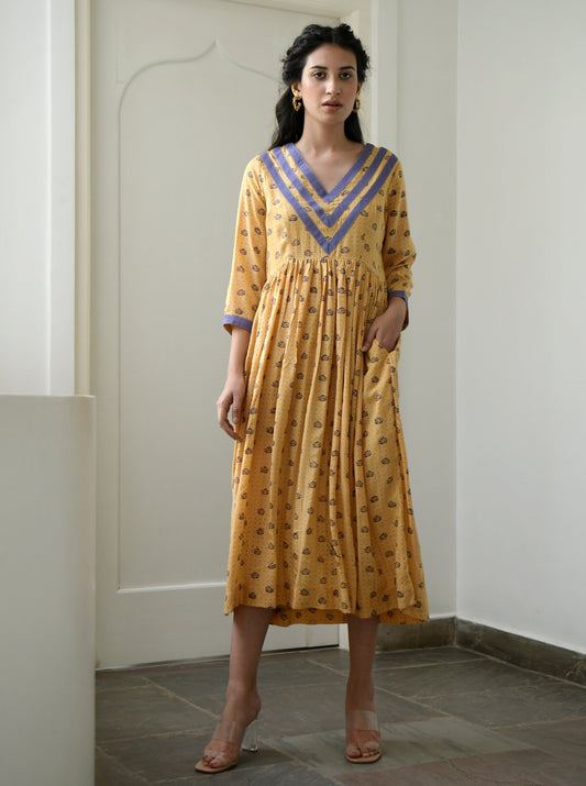 Yellow Printed Midi Dress Dresses Gulzar Taro, Modal Silk, Natural, Prints, Regular Fit, Taro Kamakhyaa