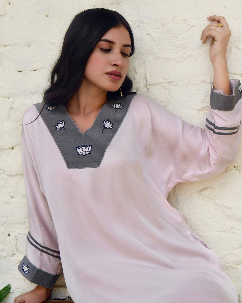 Pink Embroidered Silk Kaftan by Taro with Dusk To Dawn by Taro, Embroidered, Evening Wear, July Sale, July Sale 2023, Kaftans, Maxi Dresses, Natural, Pink, Silk, Womenswear at Kamakhyaa for sustainable fashion