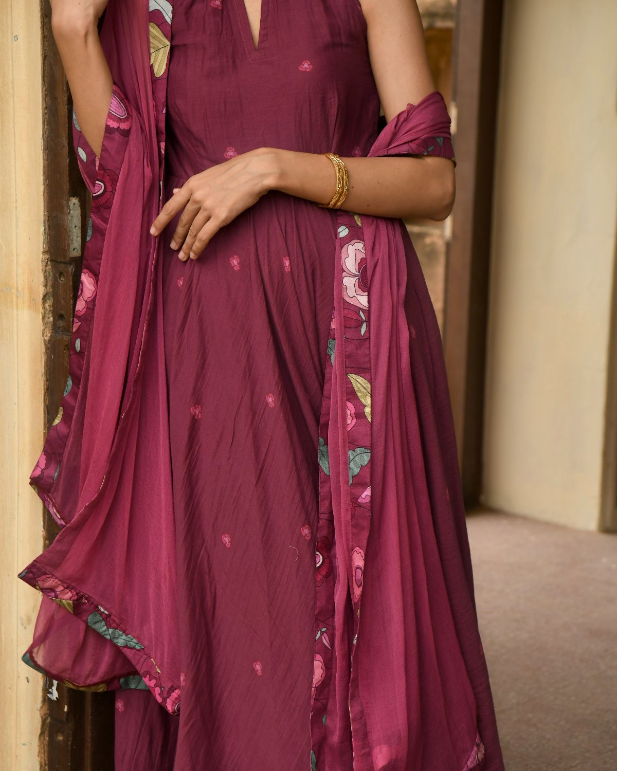 Red Kurta Set With Dupatta by Taro with Casual Wear, Chiffon, Digital Print, Enchanted Garden by Taro, Evening Wear, Fitted At Waist, Indian Wear, July Sale, July Sale 2023, Kurta Pant Sets, Kurta Set With Dupatta, Mulmul, Natural, Natural with azo free dyes, Red, Womenswear at Kamakhyaa for sustainable fashion