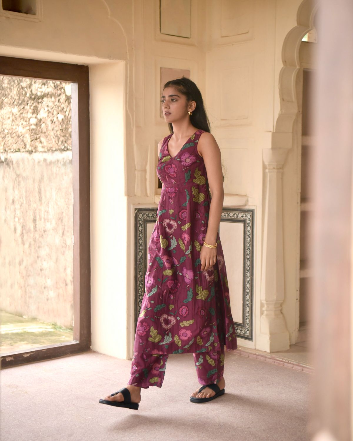 Red Kurta Set With Chiffon Dupatta by Taro with Casual Wear, Chanderi Silk, Chiffon, Digital Print, Enchanted Garden by Taro, Evening Wear, Indian Wear, July Sale, July Sale 2023, Kurta Pant Sets, Kurta Set With Dupatta, Natural, Natural with azo free dyes, Red, Relaxed Fit, Womenswear at Kamakhyaa for sustainable fashion