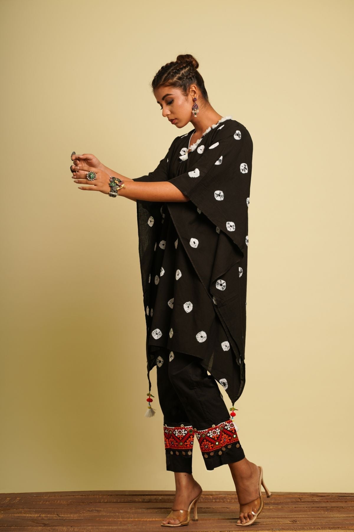 Ishi Complete Sets 100% cotton, Black, Fusion Wear, Kaftan Set, Natural, Ombres & Dyes, Relaxed Fit, Saba Keva Kamakhyaa