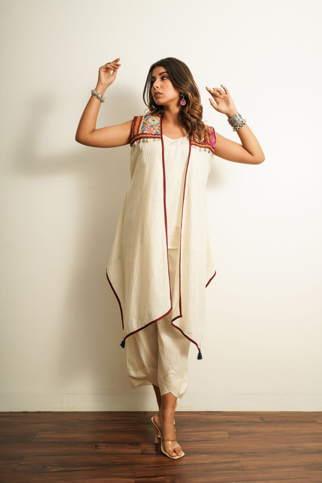 White Embroidered Cotton Shrug by Keva with 100% cotton, Best Selling, Cape, Fusion Wear, Less than $50, Natural, New, Off-white, Overlays, Relaxed Fit, Saba, Shrugs, Solids, White, Womenswear at Kamakhyaa for sustainable fashion