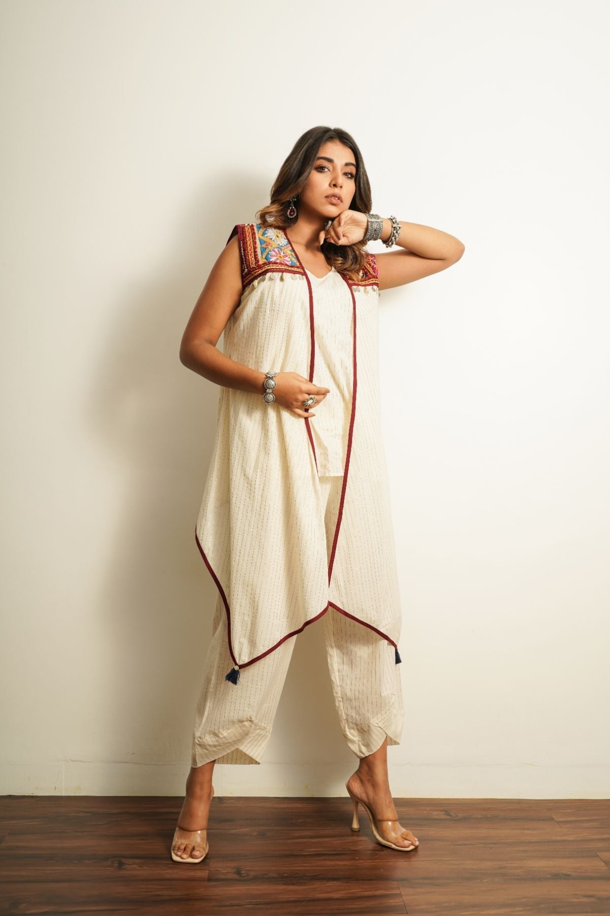 White Embroidered Cotton Shrug by Keva with 100% cotton, Best Selling, Cape, Fusion Wear, Less than $50, Natural, New, Off-white, Overlays, Relaxed Fit, Saba, Shrugs, Solids, White, Womenswear at Kamakhyaa for sustainable fashion