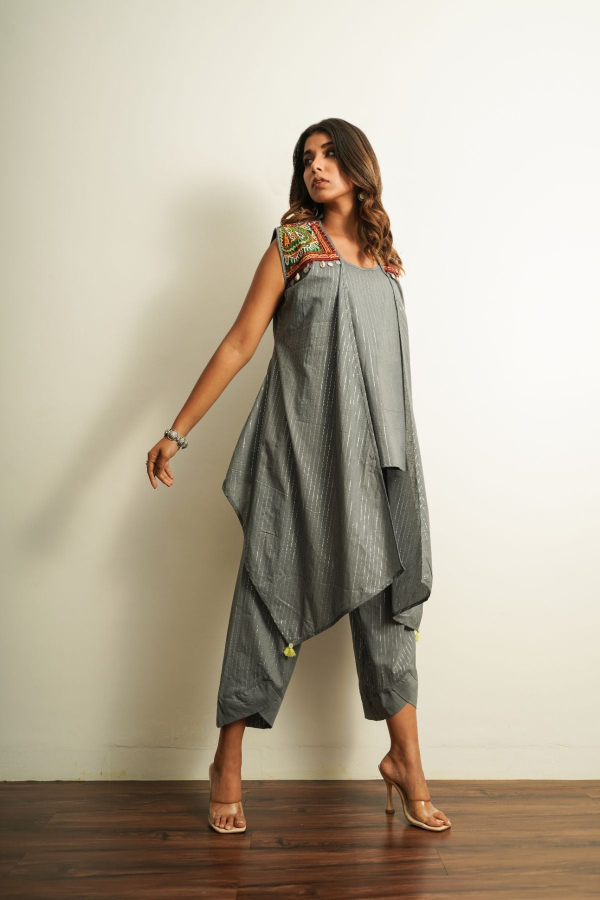 Grey Embellished Cotton Shrug by Keva with 100% cotton, Best Selling, Cape, Fusion Wear, Grey, Less than $50, Natural, New, Relaxed Fit, Saba, Shrugs, Solids, Womenswear at Kamakhyaa for sustainable fashion