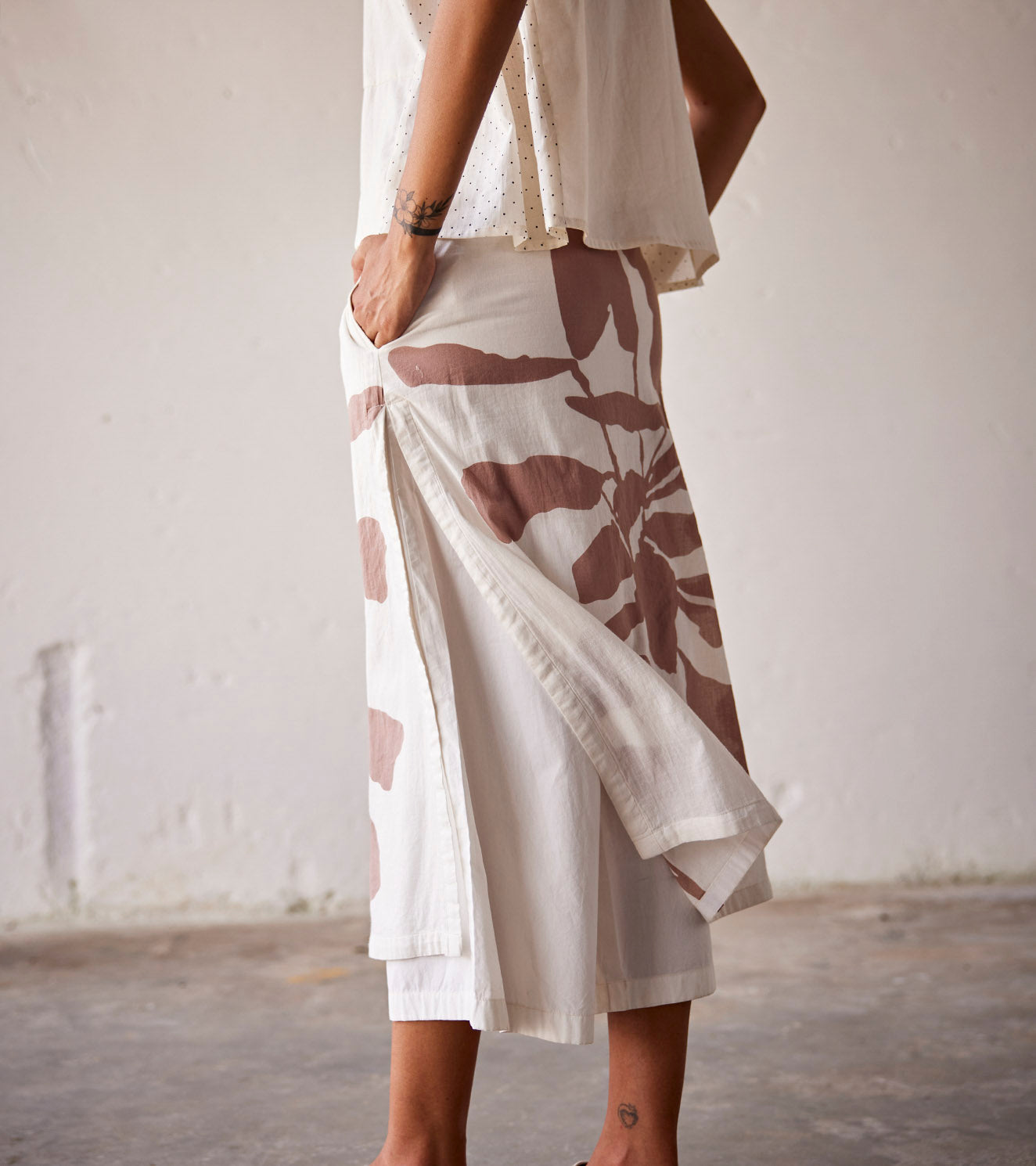 Off White Floral Printed Palazzo by Khara Kapas with An Indian Summer, An Indian Summer by Khara Kapas, Casual Wear, Mauve, Mul-Cotton, Organic, Printed, Relaxed Fit, Trousers, Womenswear at Kamakhyaa for sustainable fashion