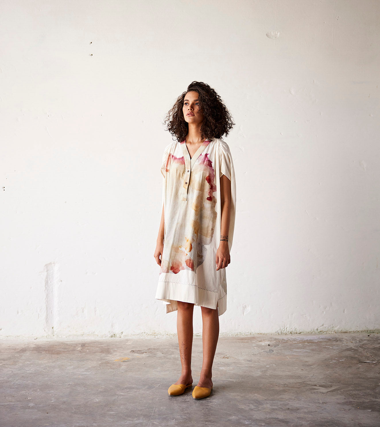 Off White Printed Mulmul Kaftan Dress by Khara Kapas with An Indian Summer, An Indian Summer by Khara Kapas, Casual Wear, Kaftans, Mul-Cotton, Off white, Organic, Printed, Relaxed Fit, Womenswear at Kamakhyaa for sustainable fashion