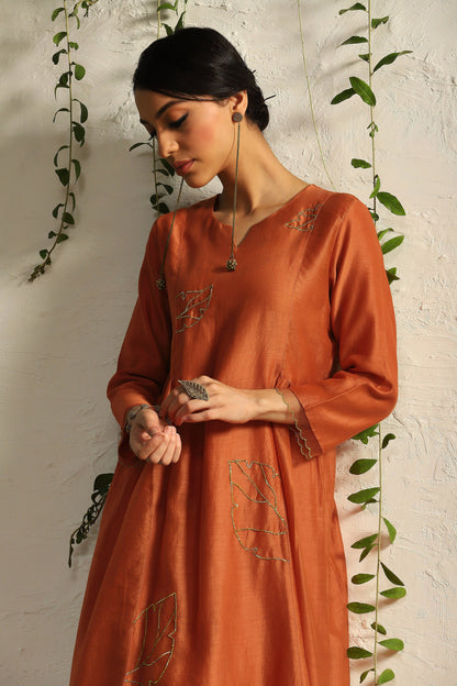 Orange Side Gathered Kurta Set of 3 by Charkhee with Best Selling, Chanderi Silk, Cotton, Embroidered, Evening Wear, Festive Wear, Kurta Pant Sets, Kurta Set with Dupattas, Mulberry by Charkhee, Natural, Orange, Organza, Regular Fit, Solids, Womenswear at Kamakhyaa for sustainable fashion