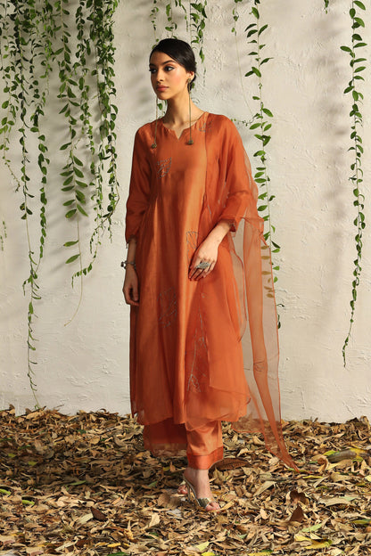 Orange Side Gathered Kurta Set of 3 by Charkhee with Best Selling, Chanderi Silk, Cotton, Embroidered, Evening Wear, Festive Wear, Kurta Pant Sets, Kurta Set with Dupattas, Mulberry by Charkhee, Natural, Orange, Organza, Regular Fit, Solids, Womenswear at Kamakhyaa for sustainable fashion