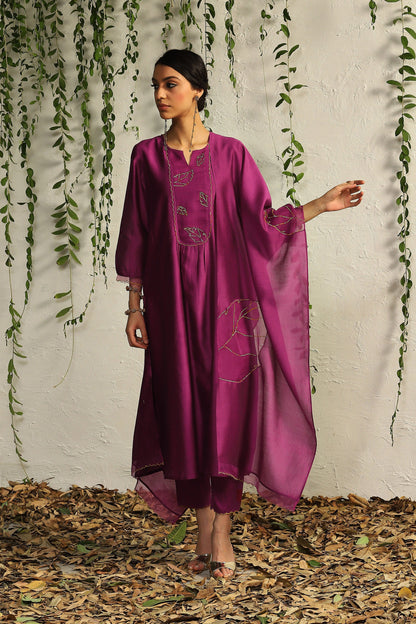 Pink Chanderi Flowy Kurta Set of 3 by Charkhee with Chanderi Silk, Cotton, Embroidered, Evening Wear, Festive Wear, Kurta Pant Sets, Kurta Set with Dupattas, Mulberry by Charkhee, Natural, Organza, Pink, Regular Fit, Solids, Womenswear at Kamakhyaa for sustainable fashion