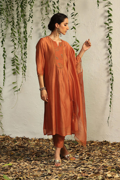 Orange Chanderi Flowy Kurta Set of 3 by Charkhee with Chanderi Silk, Cotton, Embroidered, Evening Wear, Festive Wear, Kurta Pant Sets, Kurta Set with Dupattas, Mulberry by Charkhee, Natural, Orange, Organza, Regular Fit, Solids, Womenswear at Kamakhyaa for sustainable fashion