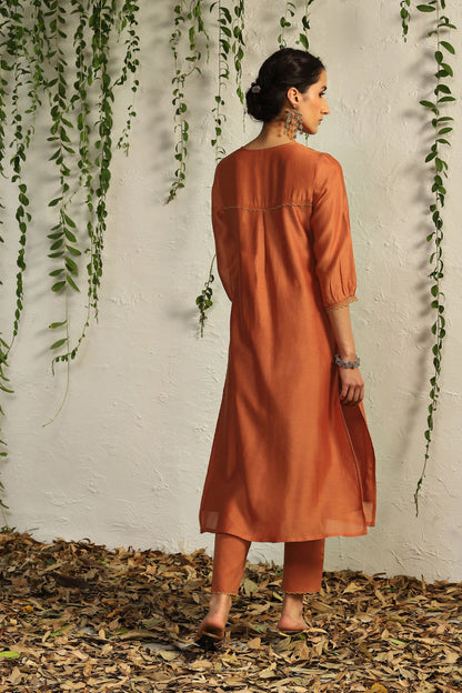 Orange Chanderi Flowy Kurta Set of 3 by Charkhee with Chanderi Silk, Cotton, Embroidered, Evening Wear, Festive Wear, Kurta Pant Sets, Kurta Set with Dupattas, Mulberry by Charkhee, Natural, Orange, Organza, Regular Fit, Solids, Womenswear at Kamakhyaa for sustainable fashion