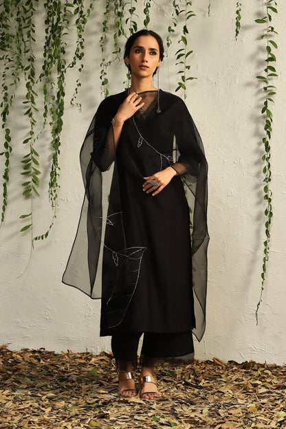 Black Chanderi Straight Kurta Set Of 3 by Charkhee with Black, Chanderi Silk, Cotton, Embroidered, Evening Wear, Festive Wear, Kurta Pant Sets, Kurta Set with Dupattas, Mulberry by Charkhee, Natural, Organza, Regular Fit, Solids, Womenswear at Kamakhyaa for sustainable fashion